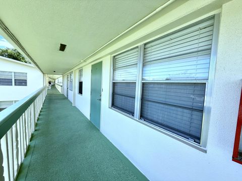 Tiny photo for 359 Oakridge T, Deerfield Beach, FL 33442 (MLS # R11135370)