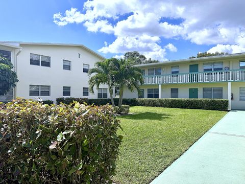 Tiny photo for 359 Oakridge T, Deerfield Beach, FL 33442 (MLS # R11135370)