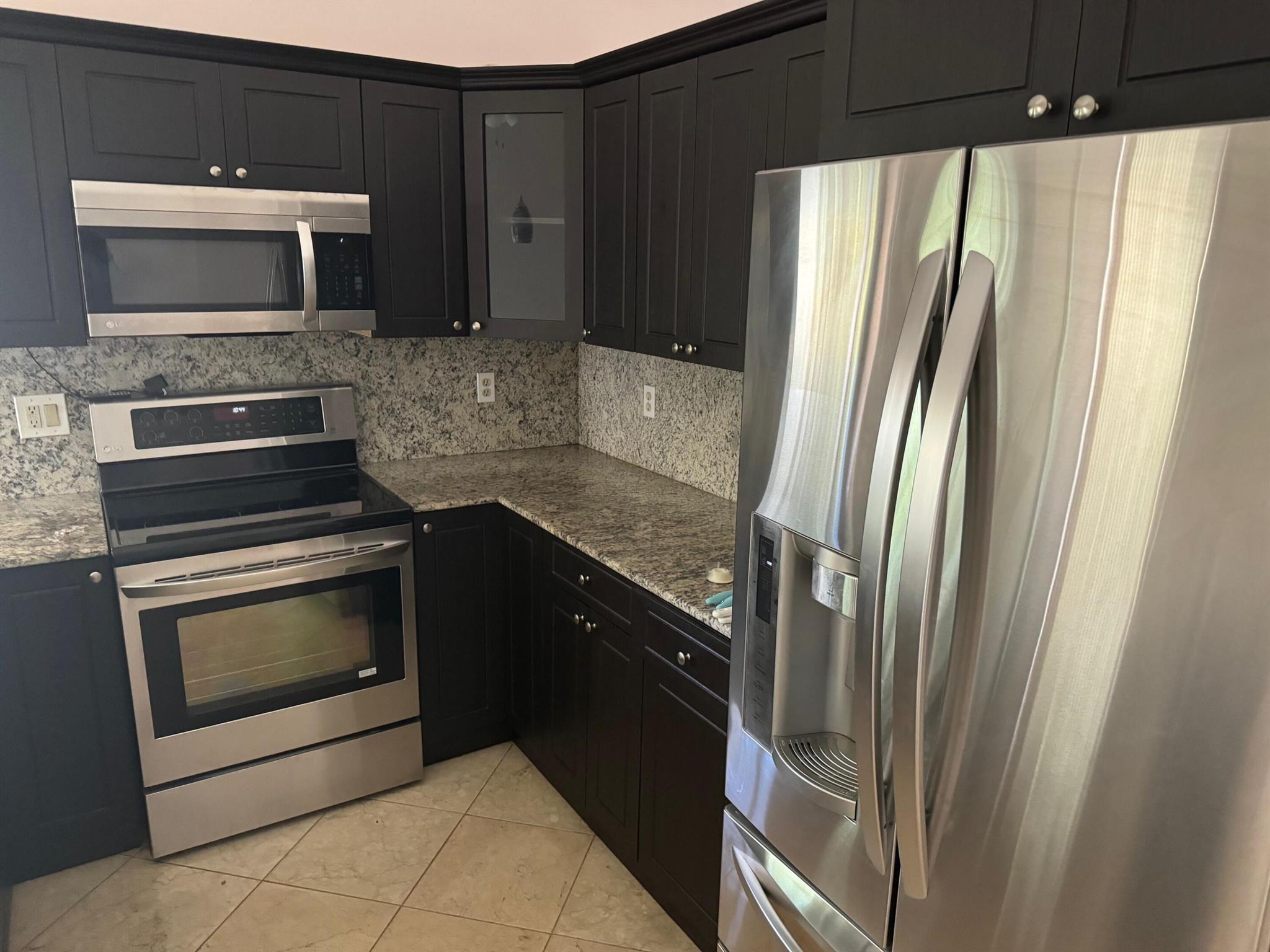 Falcon's Lea - Residential Lease