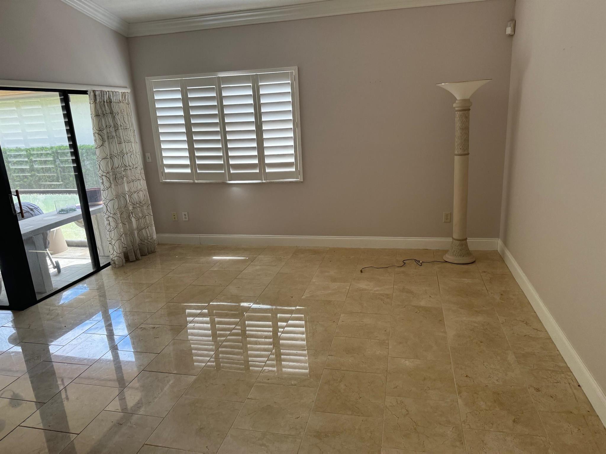 Falcon's Lea - Residential Lease