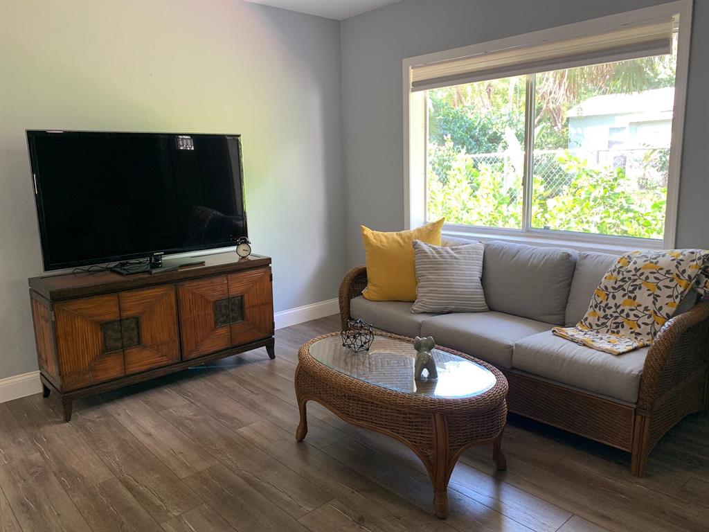 DELL PARK - Residential Lease