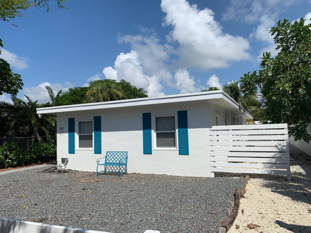 DELL PARK - Residential Lease