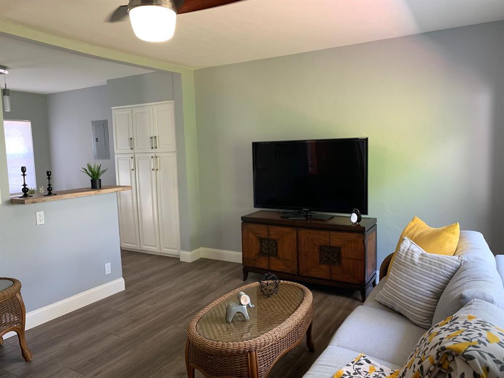 DELL PARK - Residential Lease