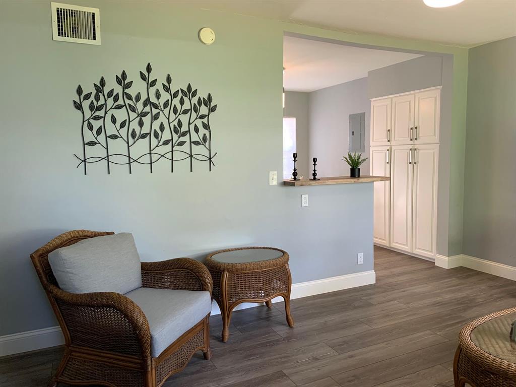 DELL PARK - Residential Lease