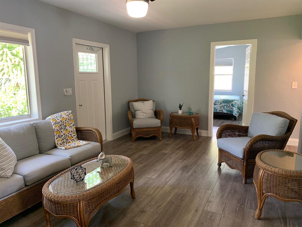 DELL PARK - Residential Lease