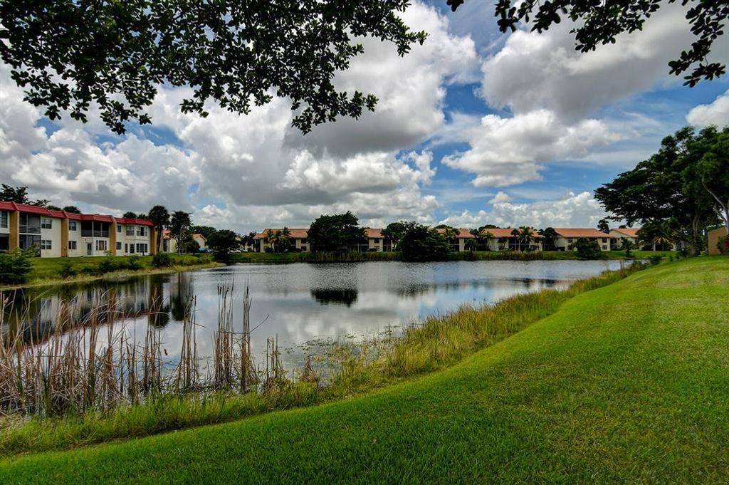 Photo of 319 Lake Evelyn Drive Dr #319, West Palm Beach, FL 33411 (MLS # R10820944)