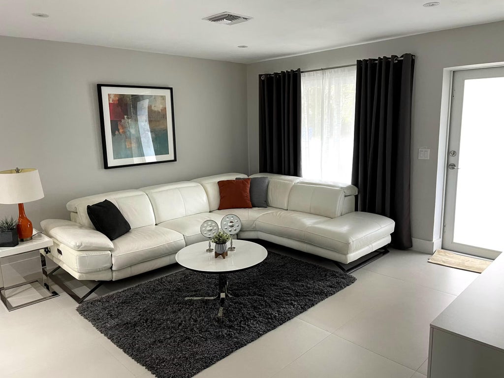 Photo of 1400 NE 23RD Street, Wilton Manors, FL 33305 (MLS # B26081519)