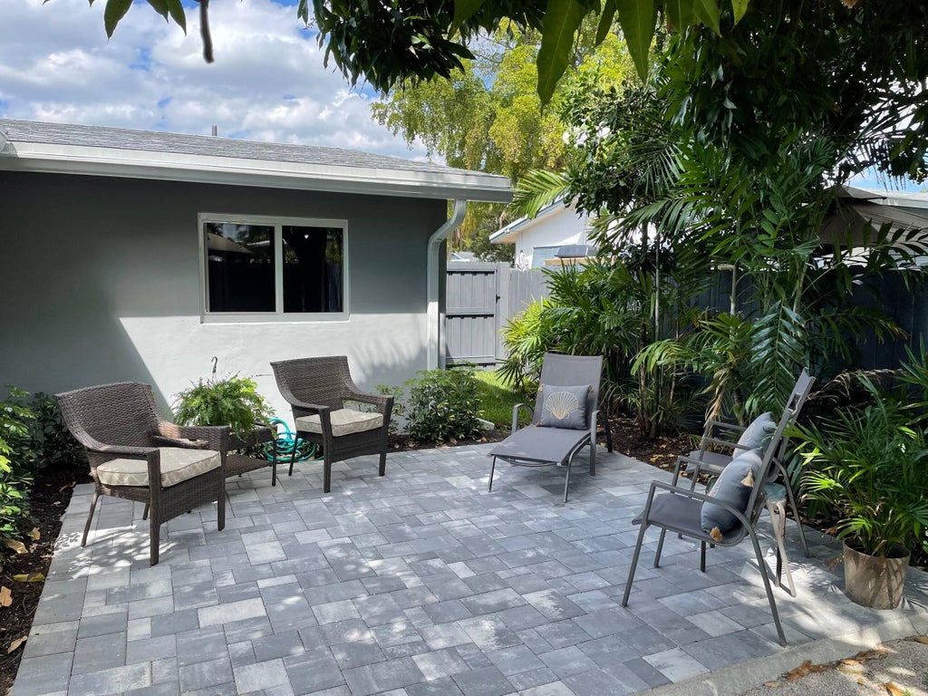 Photo of 1400 NE 23RD Street, Wilton Manors, FL 33305 (MLS # B26081519)