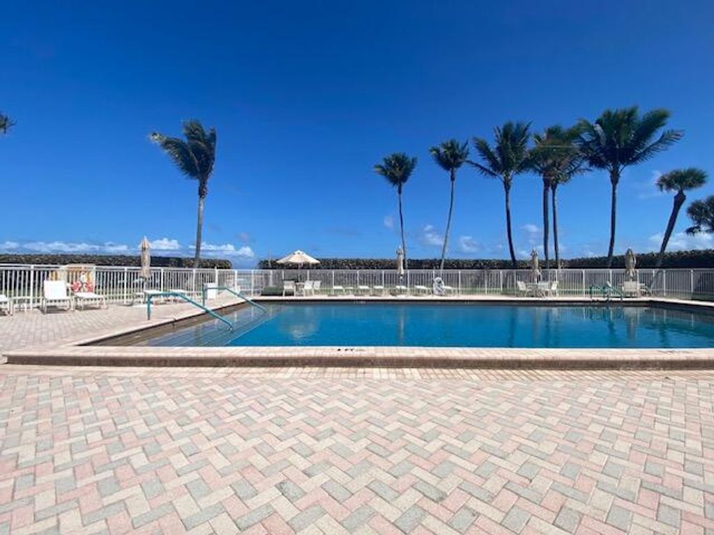 Photo of 500 Ocean Drive #E-1a, Juno Beach, FL 33408 (MLS # R11168985)
