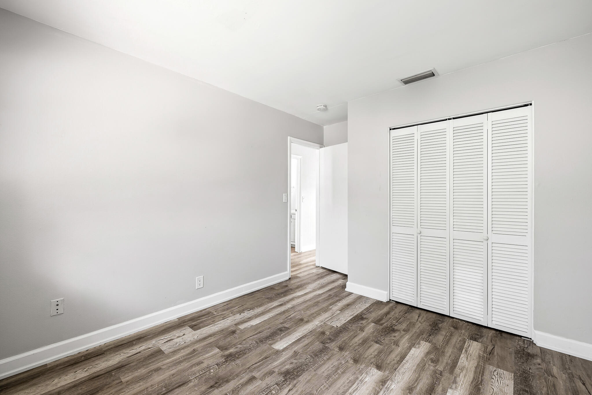 VILLAGE PARK AT OAKLAND CONDO - Residential