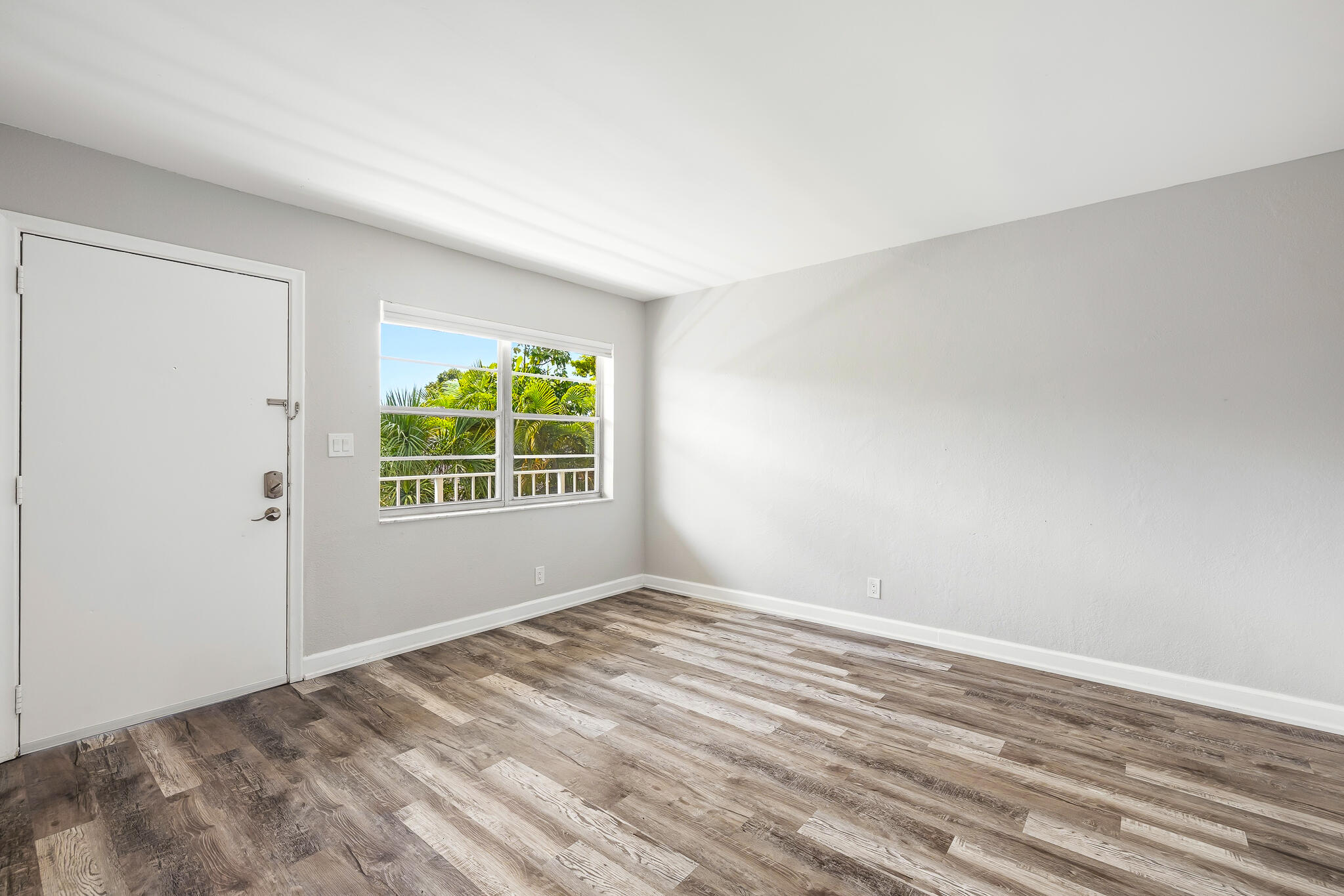 VILLAGE PARK AT OAKLAND CONDO - Residential