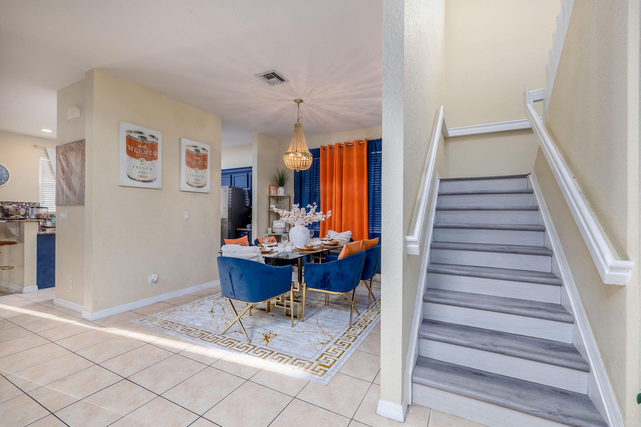 VIZCAYA FALLS - Residential