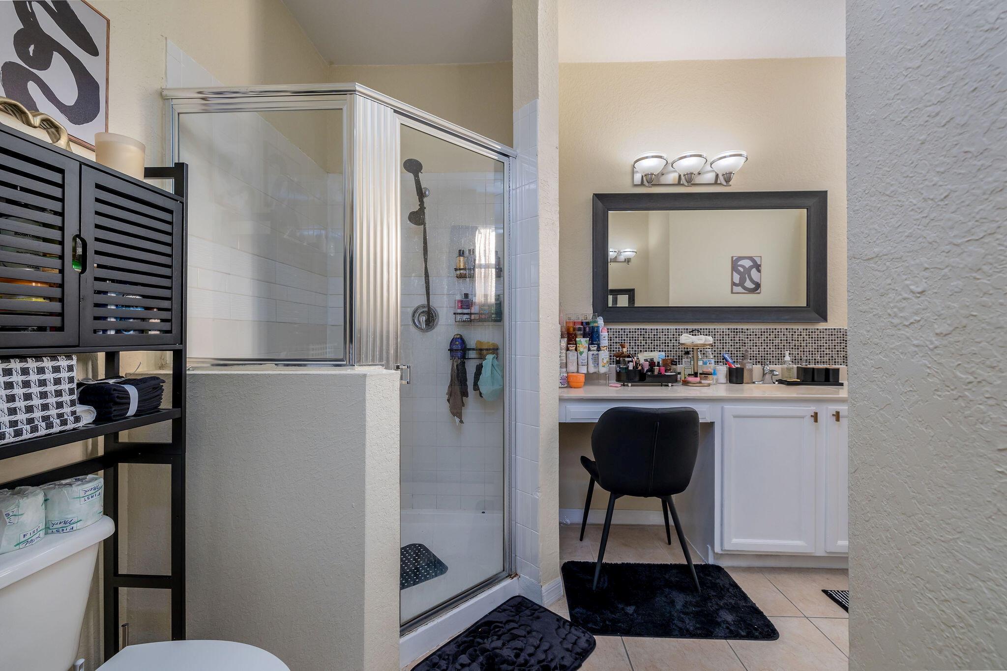 VIZCAYA FALLS - Residential