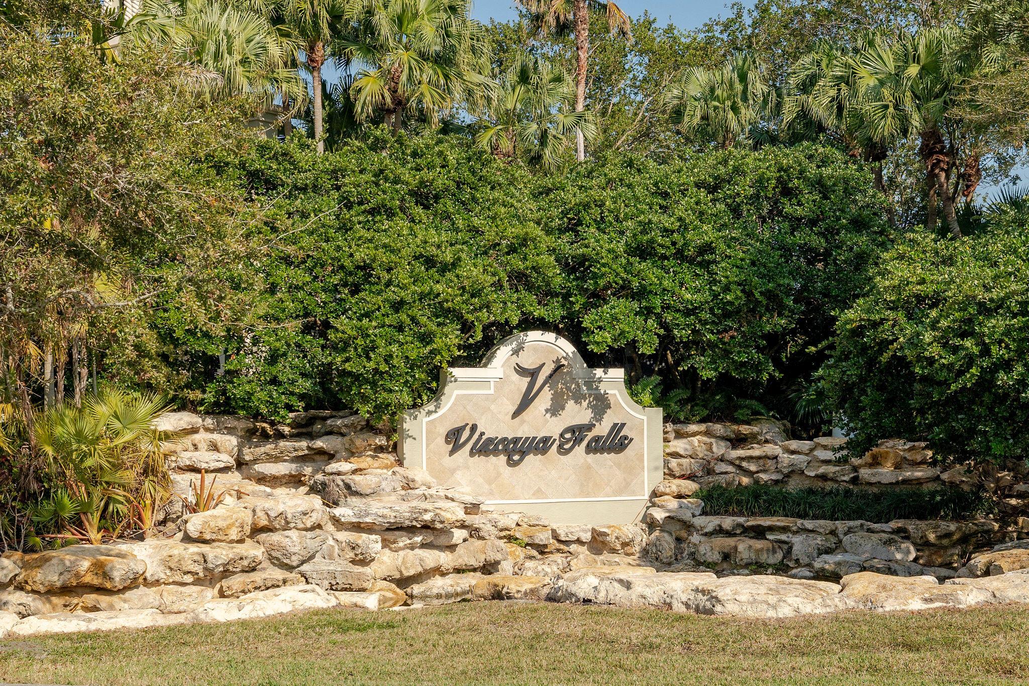 VIZCAYA FALLS - Residential