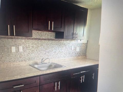 3031 NW 4th St Pompano Beach FL 33069