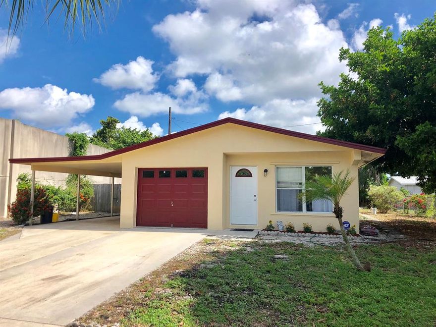GREAT OPPORTUNITY TO LIVE IN LANTANA HEIGHTS ON THE END OF A DEAD END STREET WITH NO THRU TRAFFIC   3BEDS 2 BATHS 1 CAR GARAGE ALSO CARPORT   SCREENED IN LANAI OFF THE DINNING ROOM FRESHLY PAINTED EXTERIOR NEW HOT WATER HEATER   WASHER / DRYER  FULLY FENCED BACKYARD TILE FLOORS THROUGHOUT