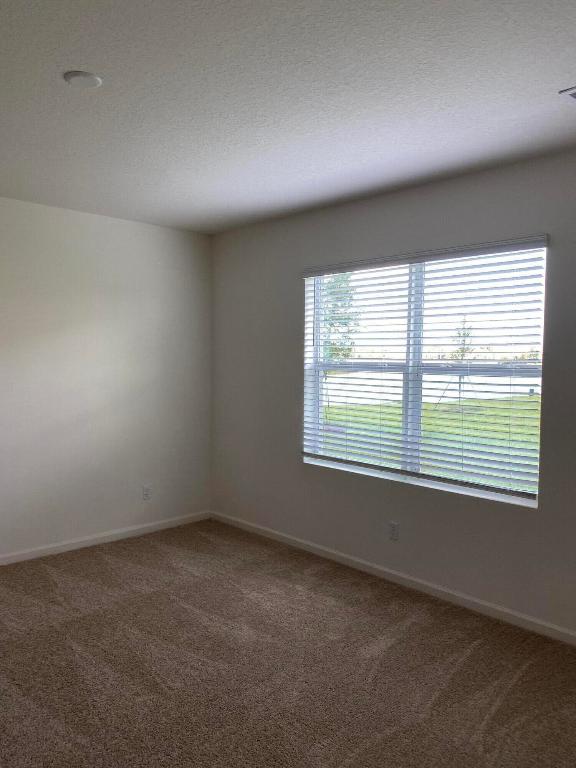 Crosstown Commons - Residential Lease