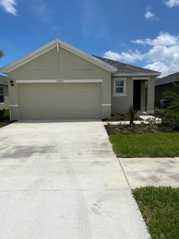 Crosstown Commons - Residential Lease