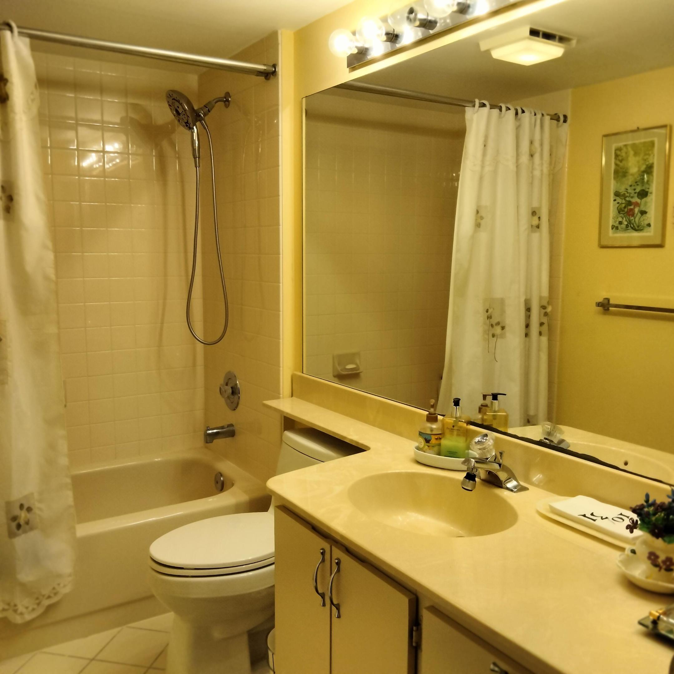 2561 Village Boulevard 405