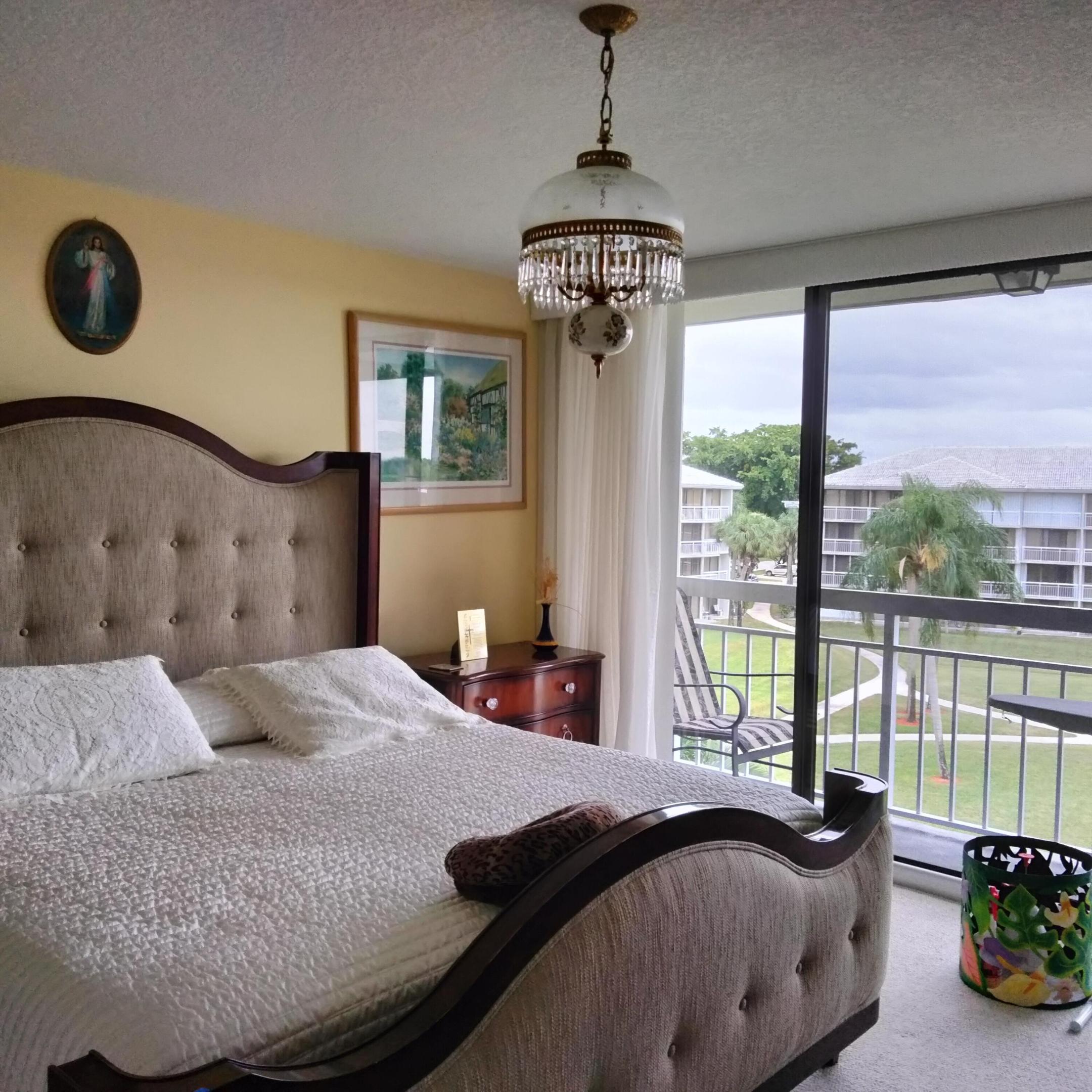 2561 Village Boulevard 405