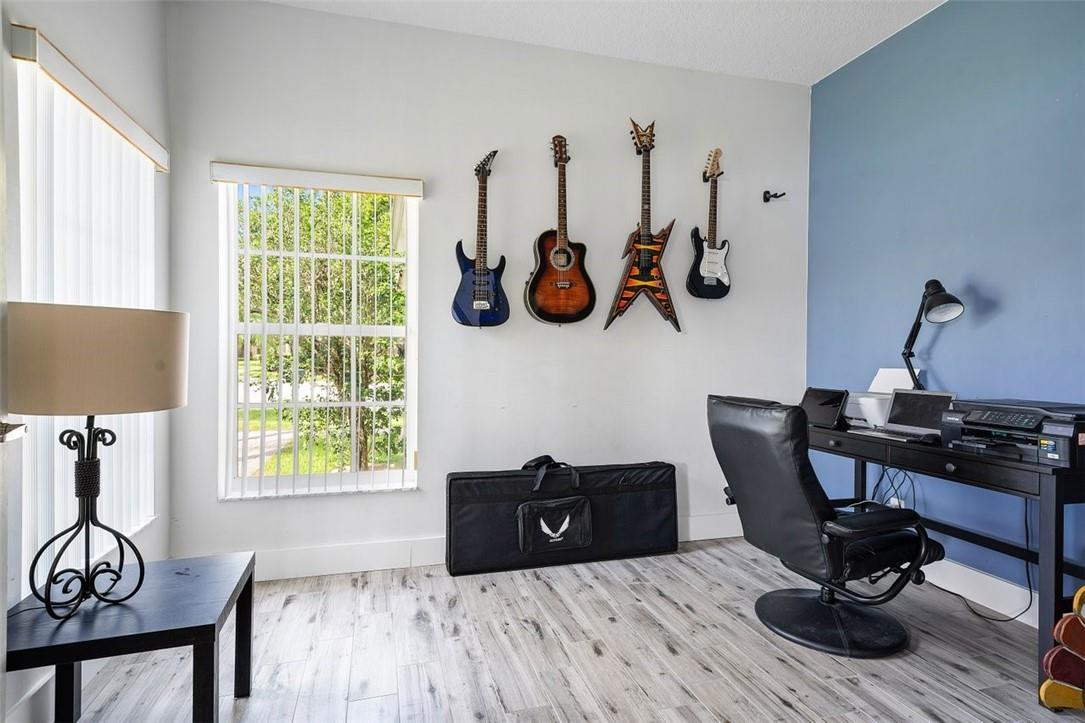 Parkland Isles - Residential