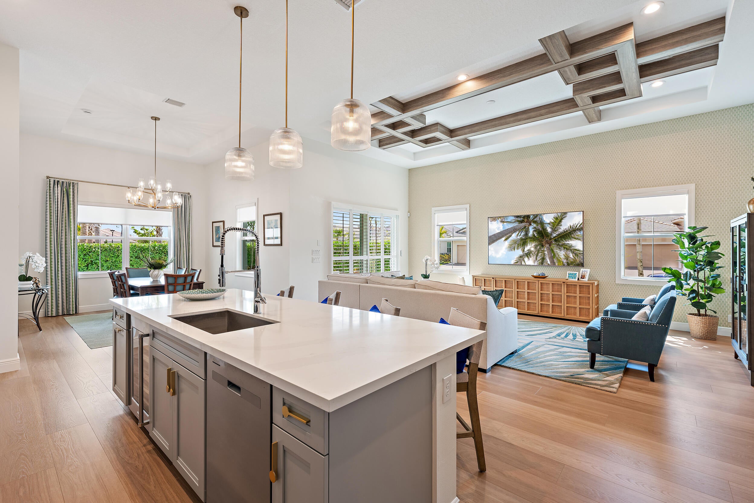 10038 Regency Way
