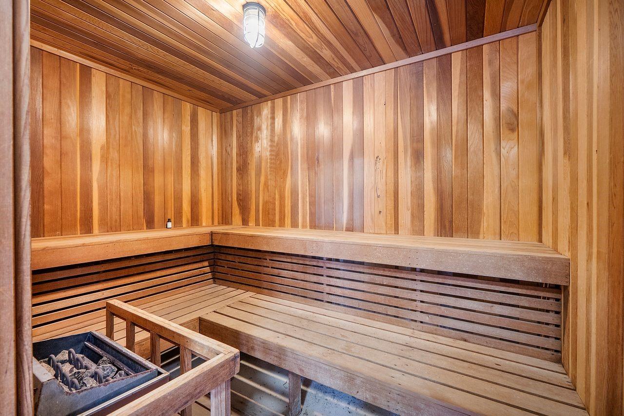 ROYAL PARK GARDENS III - Residential