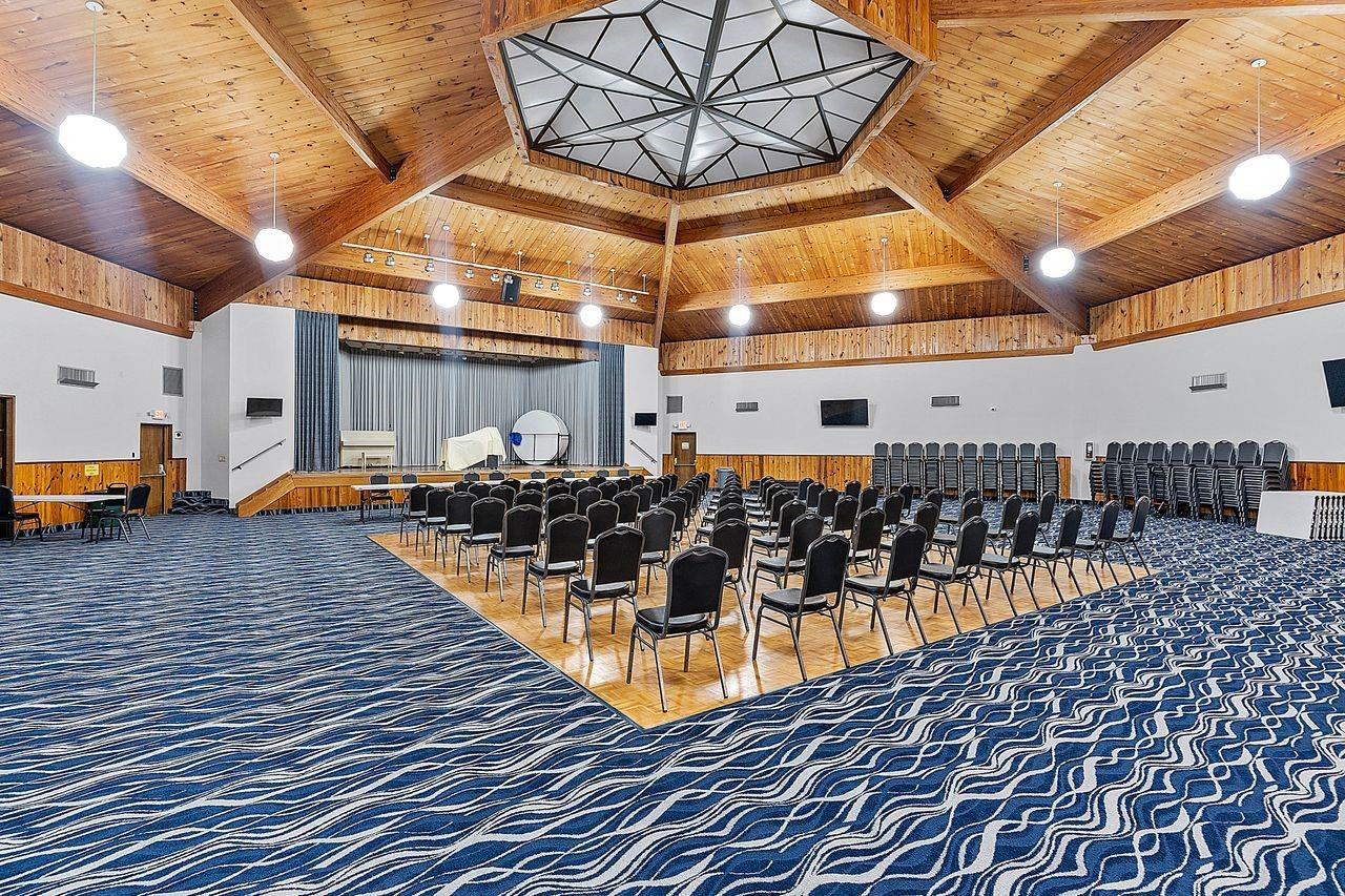 ROYAL PARK GARDENS III - Residential