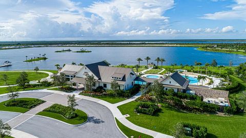 A home in Loxahatchee