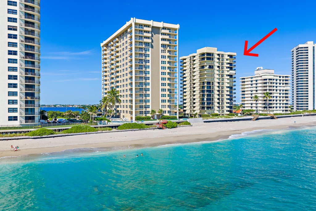 Photo of 5440 N OCEAN Drive #PH205, Singer Island, FL 33404 (MLS # B26089166)