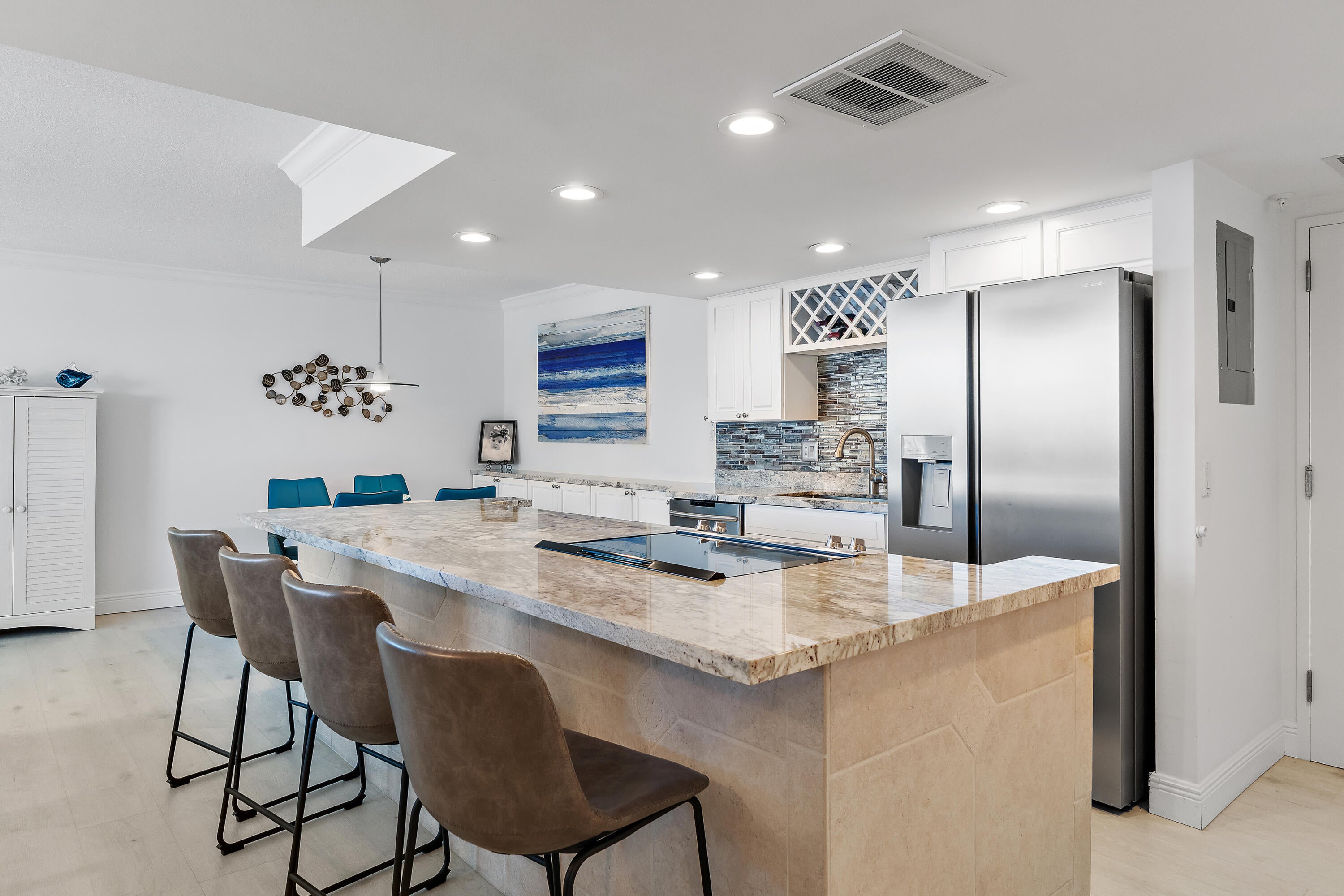 View photos, virtual tours, details... 5440 N OCEAN Drive PH205