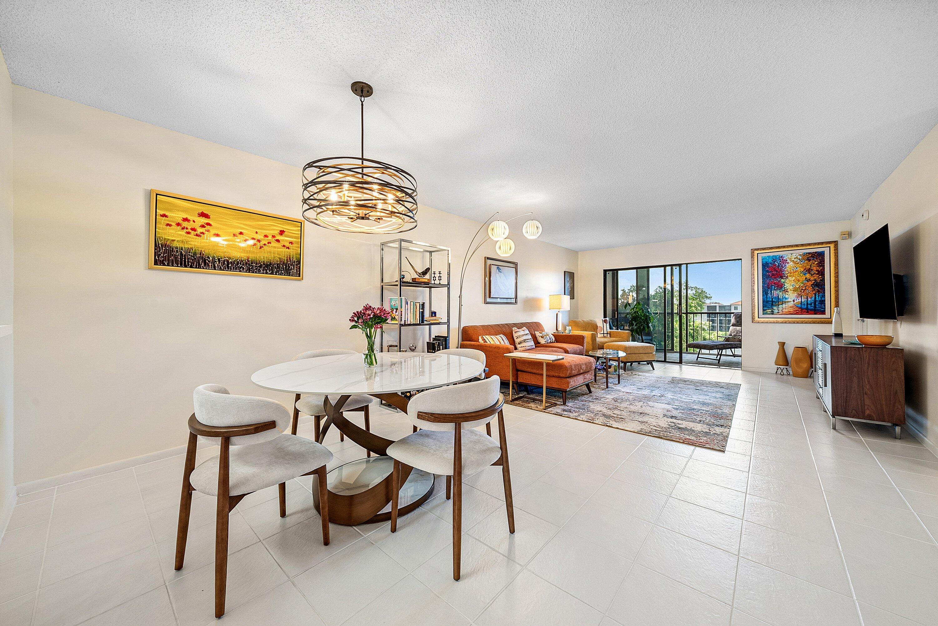 HUNTINGTON POINTE - Residential