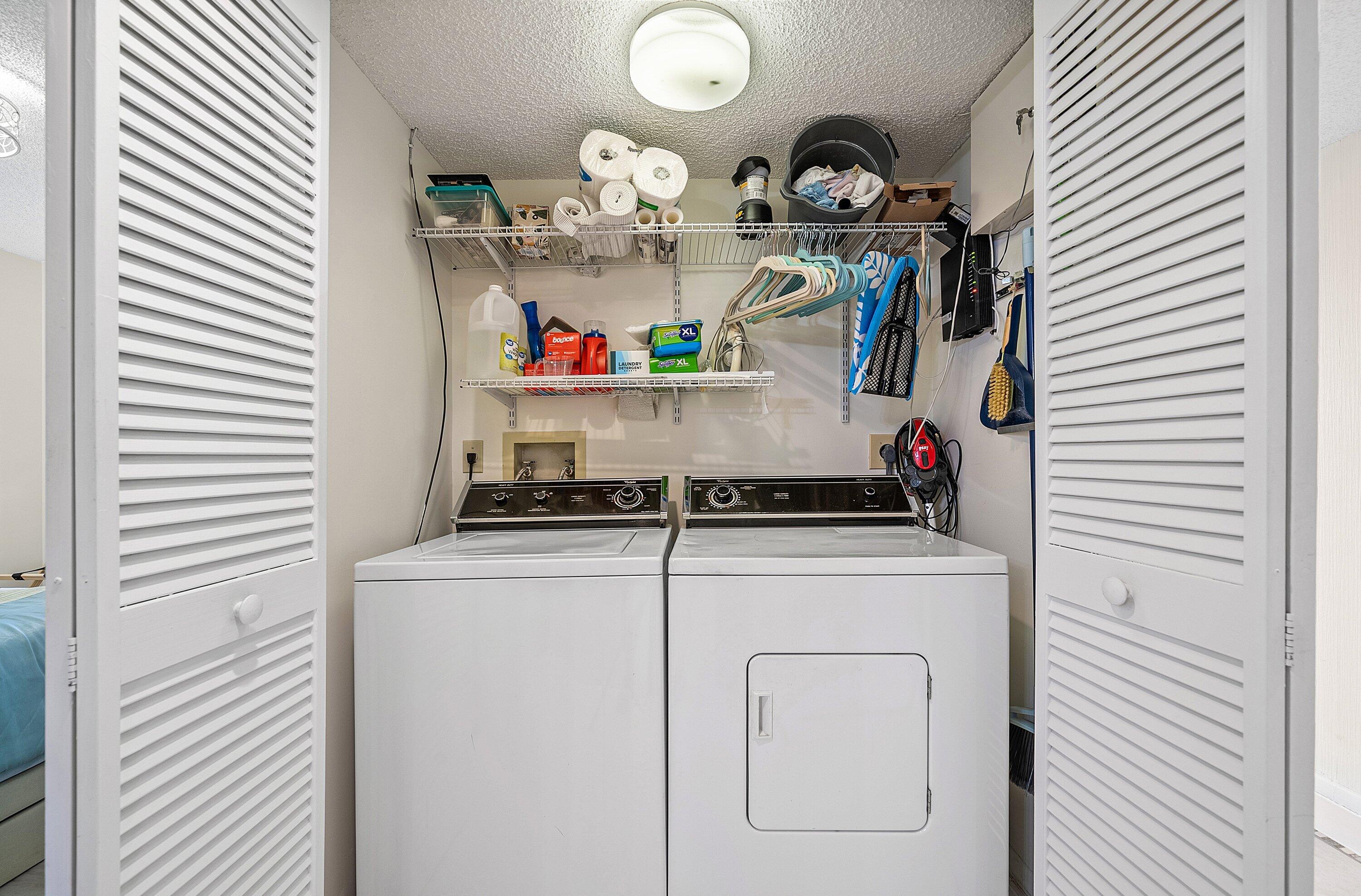 HUNTINGTON POINTE - Residential