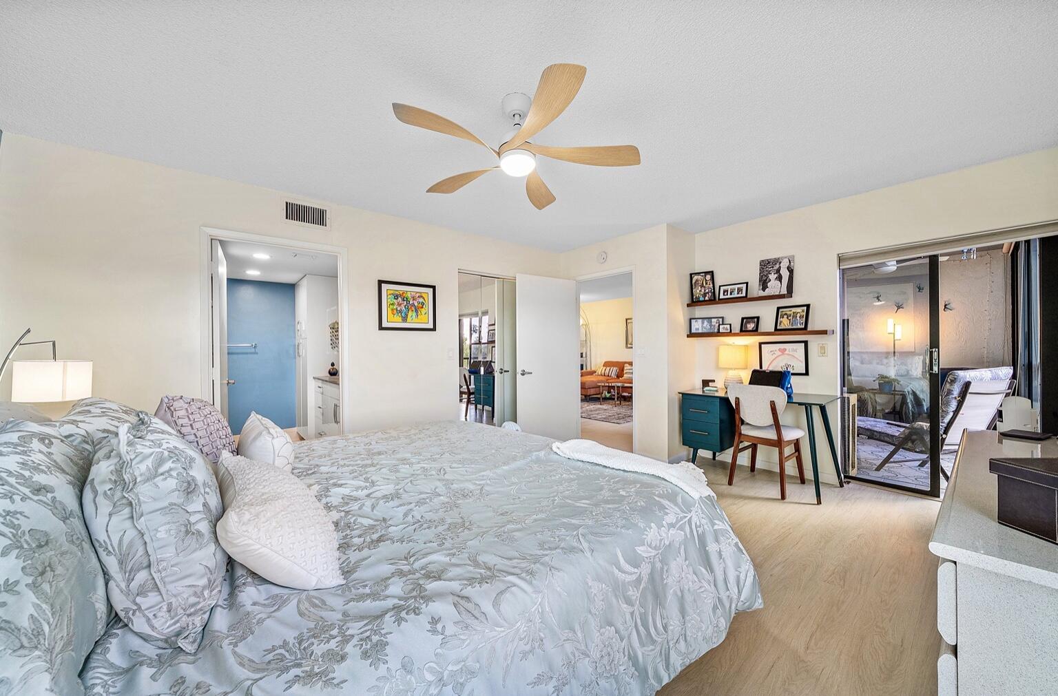 HUNTINGTON POINTE - Residential