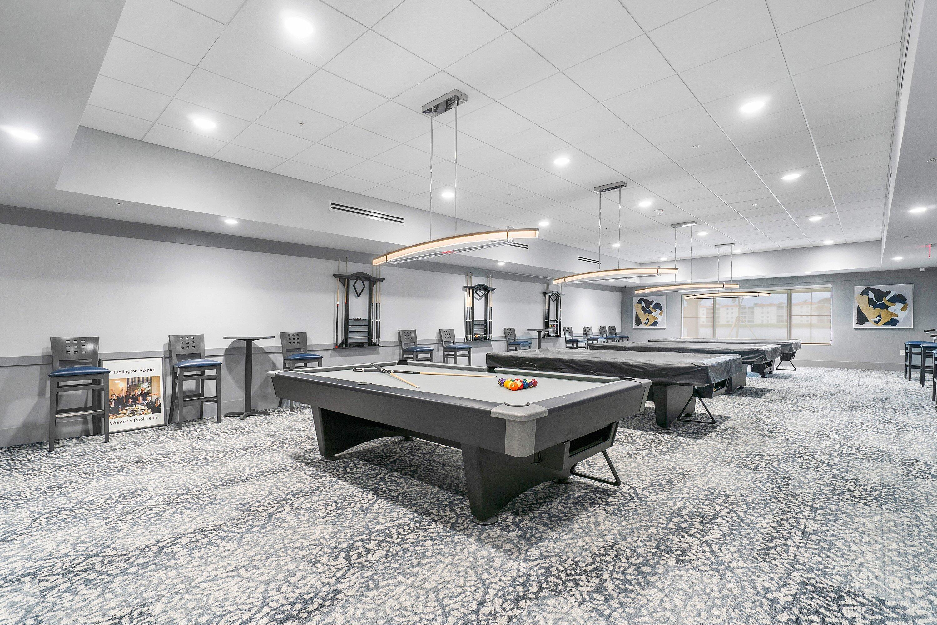 HUNTINGTON POINTE - Residential