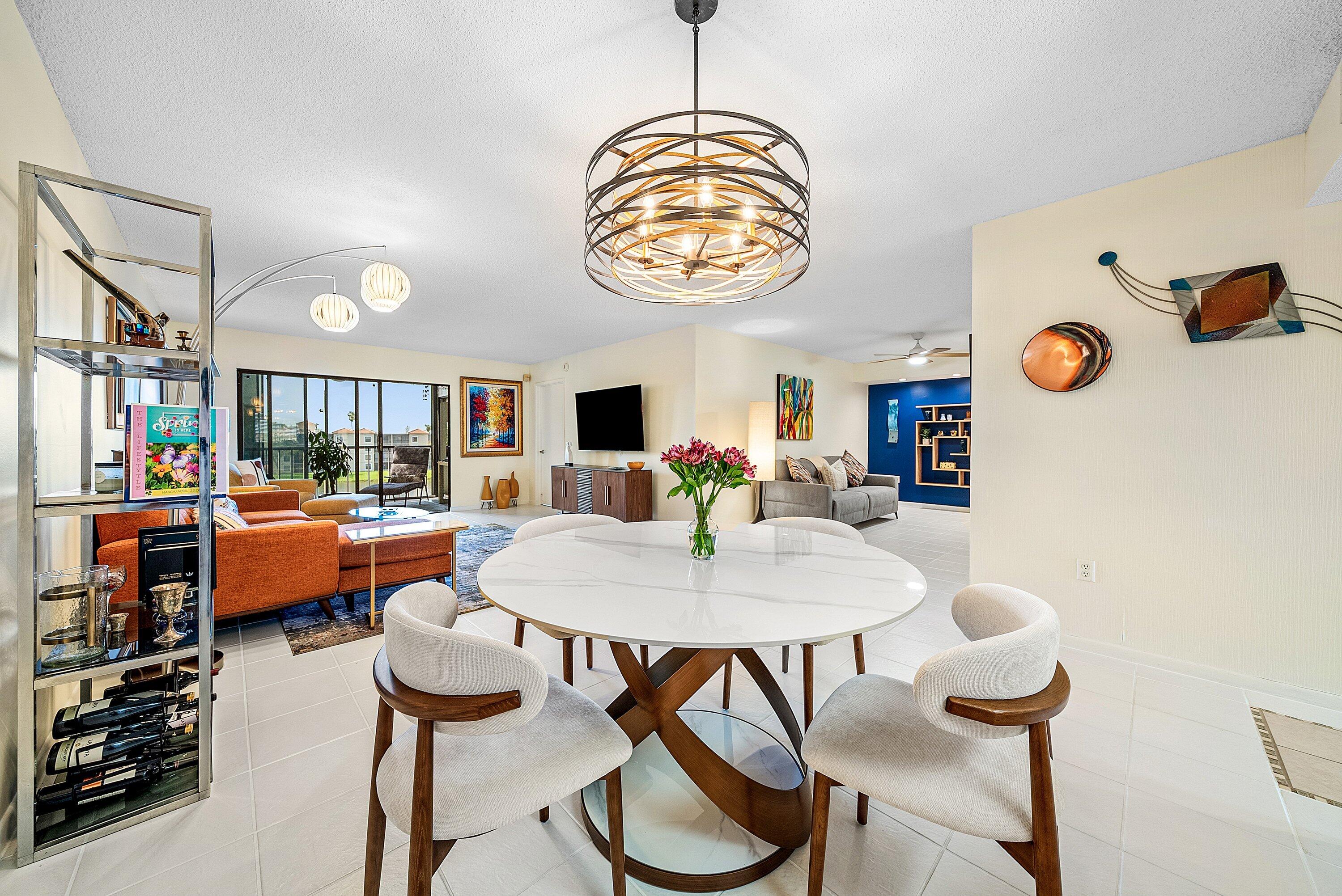 HUNTINGTON POINTE - Residential