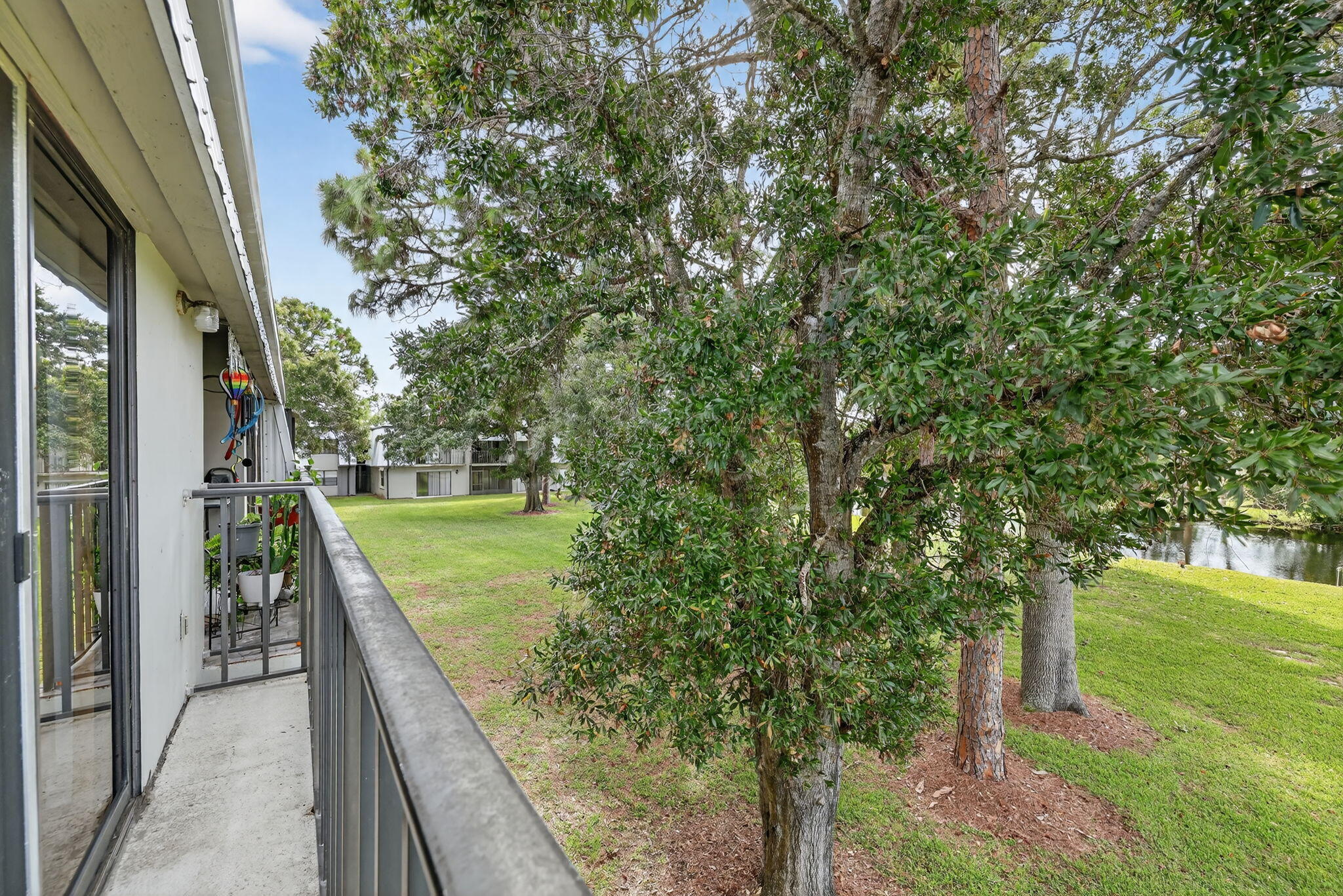 WOODLANDS CONDOMINIUM APARTMENT BUILDING 2 - Residential