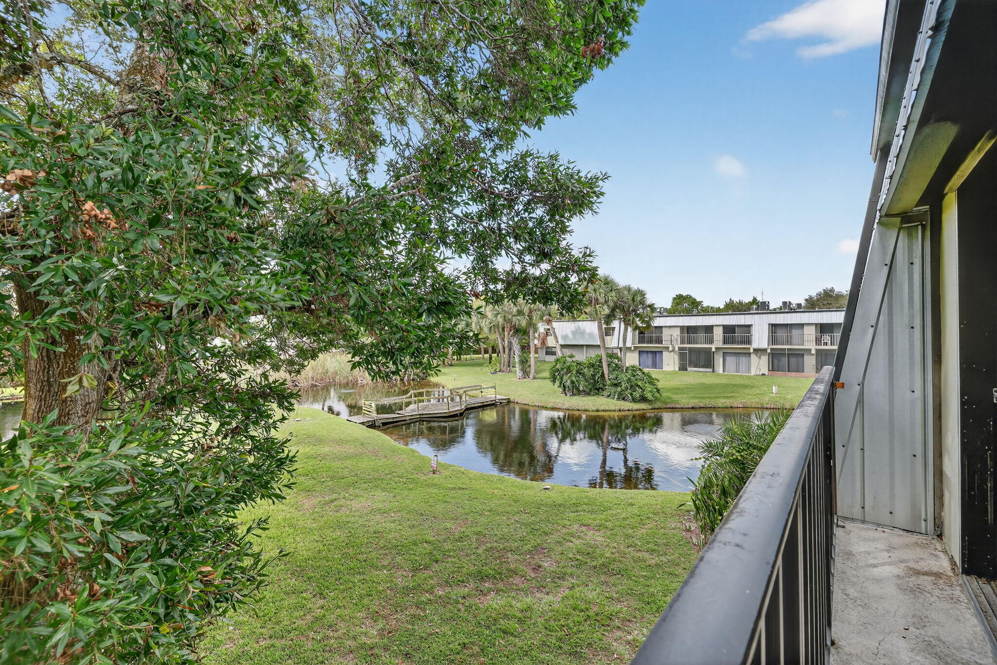 WOODLANDS CONDOMINIUM APARTMENT BUILDING 2 - Residential
