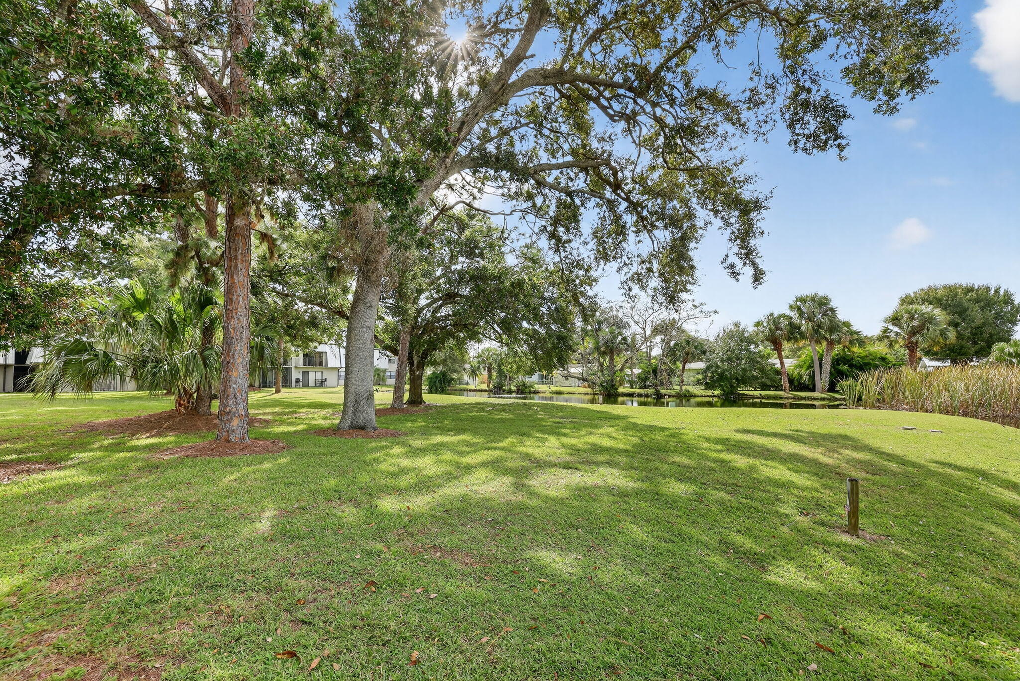 WOODLANDS CONDOMINIUM APARTMENT BUILDING 2 - Residential