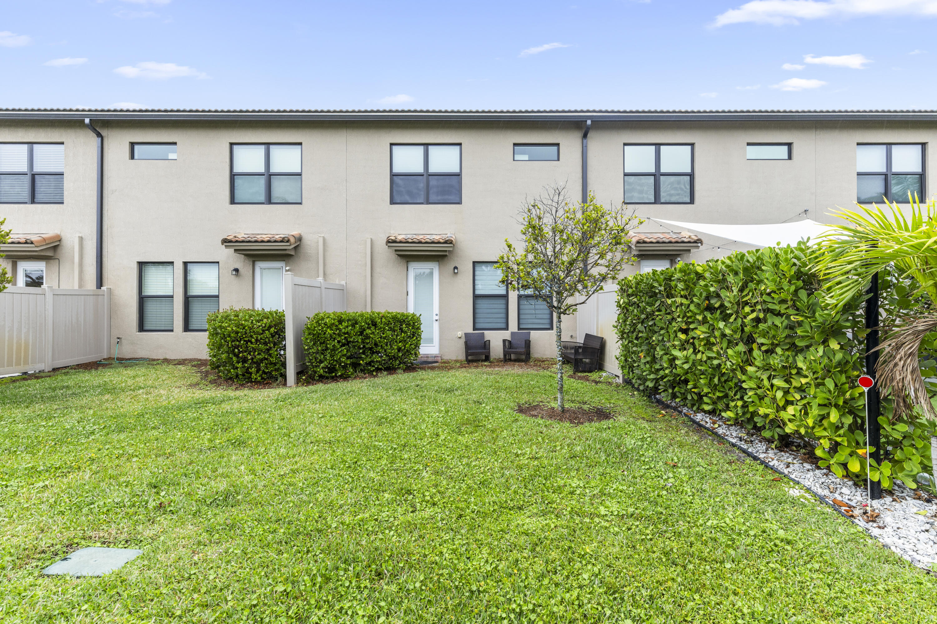 FIELDS AT GULFSTREAM POLO PUD PLAT SIX - Residential Lease