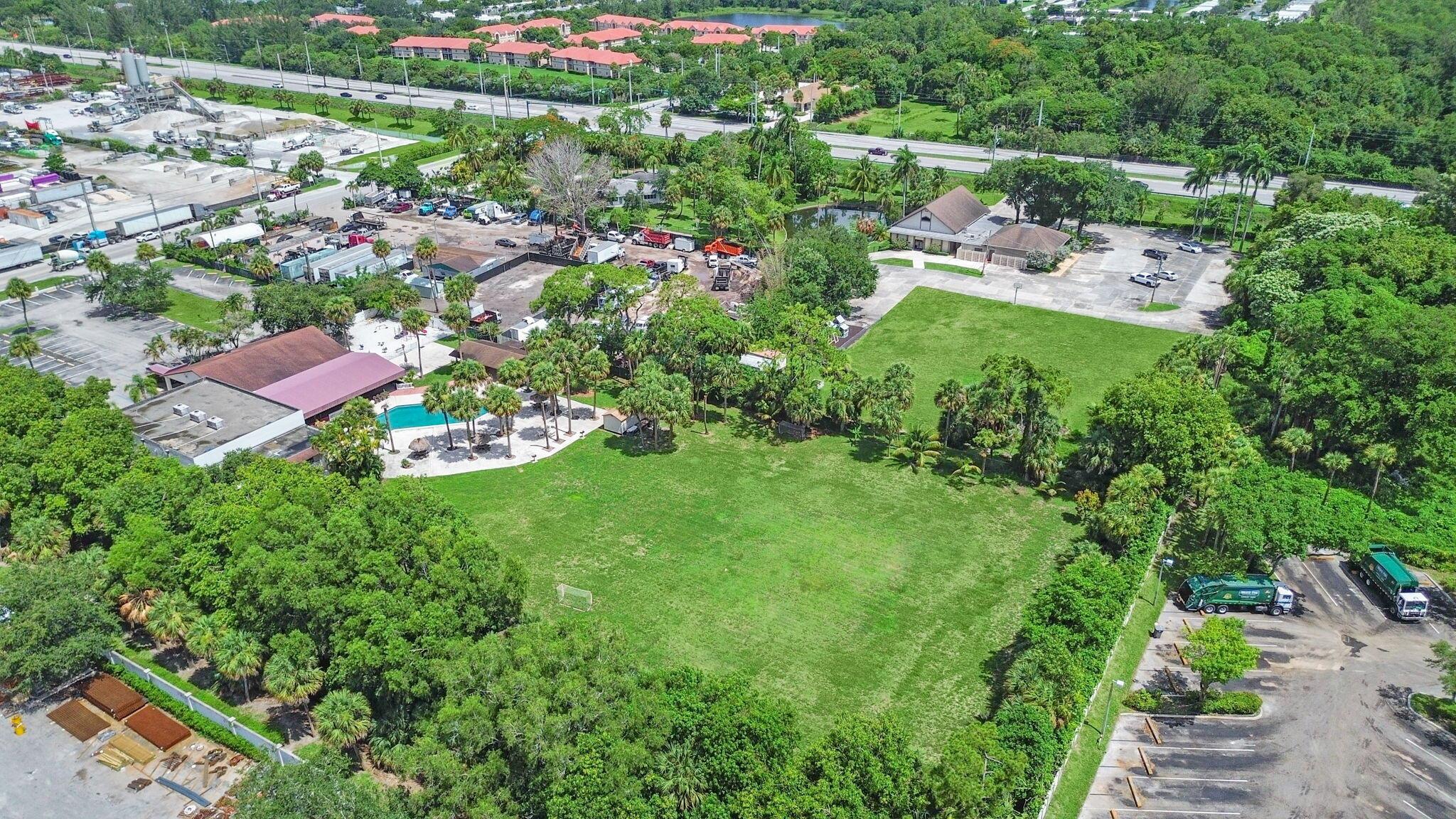 PALM BEACH FARMS CO 3 - Commercial Sale