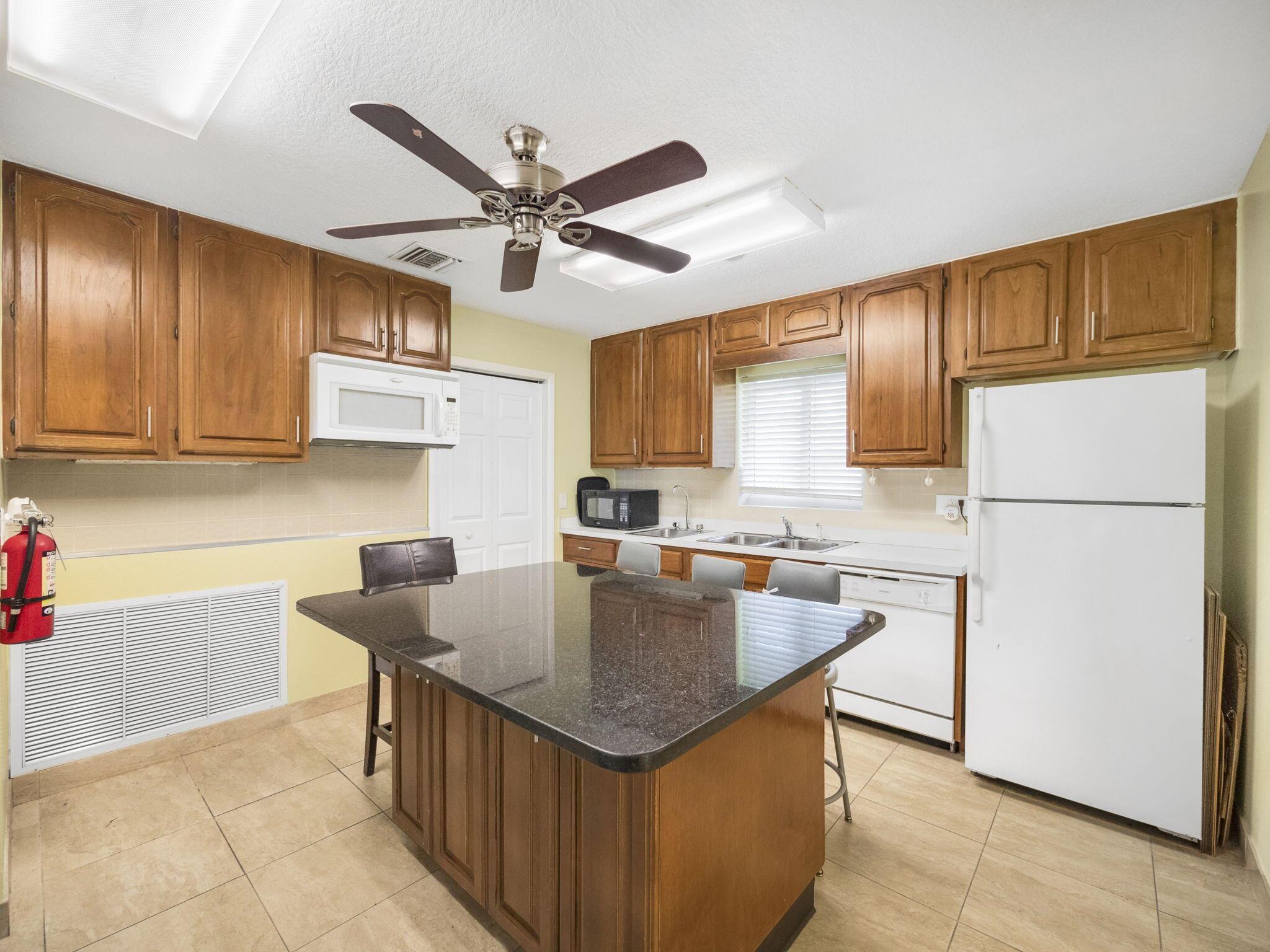 PALM BEACH FARMS CO 3 - Commercial Sale