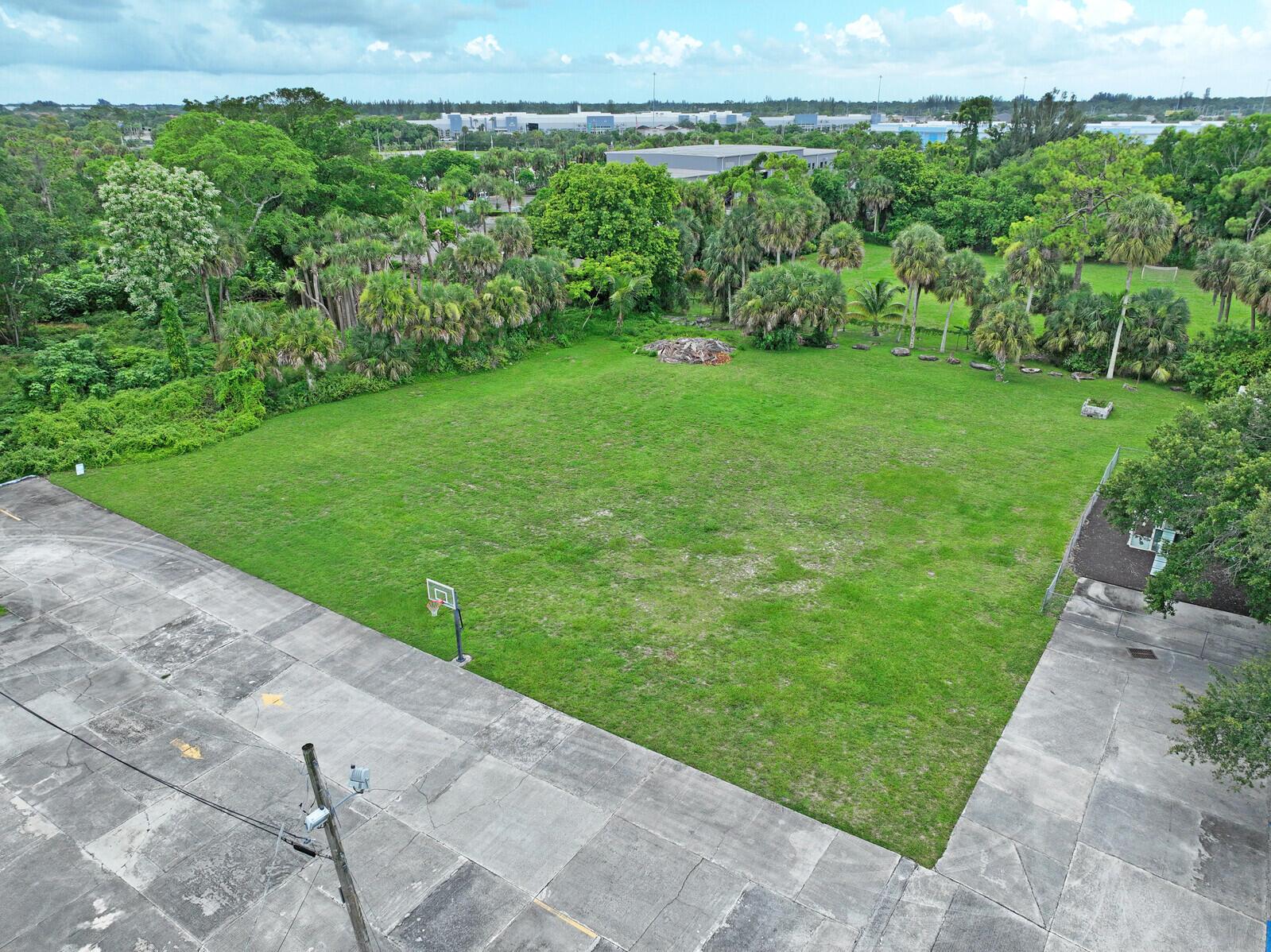 PALM BEACH FARMS CO 3 - Commercial Sale