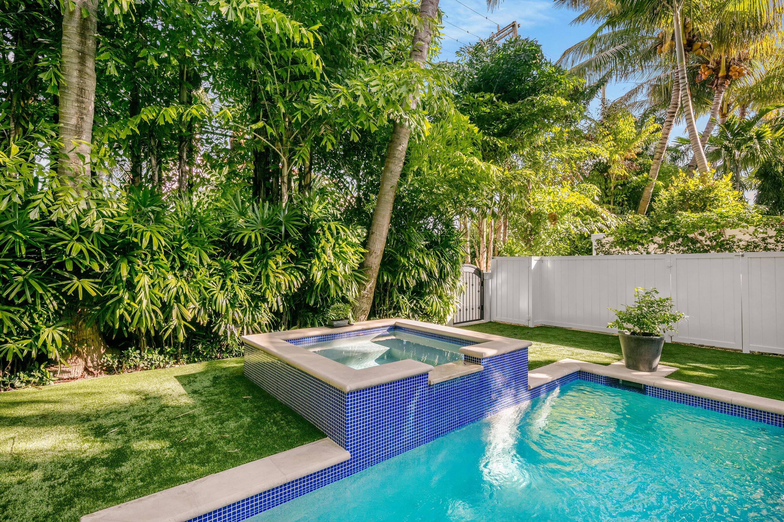 PALAZZO VILLAS OF PALM BEACH CONDO - Residential