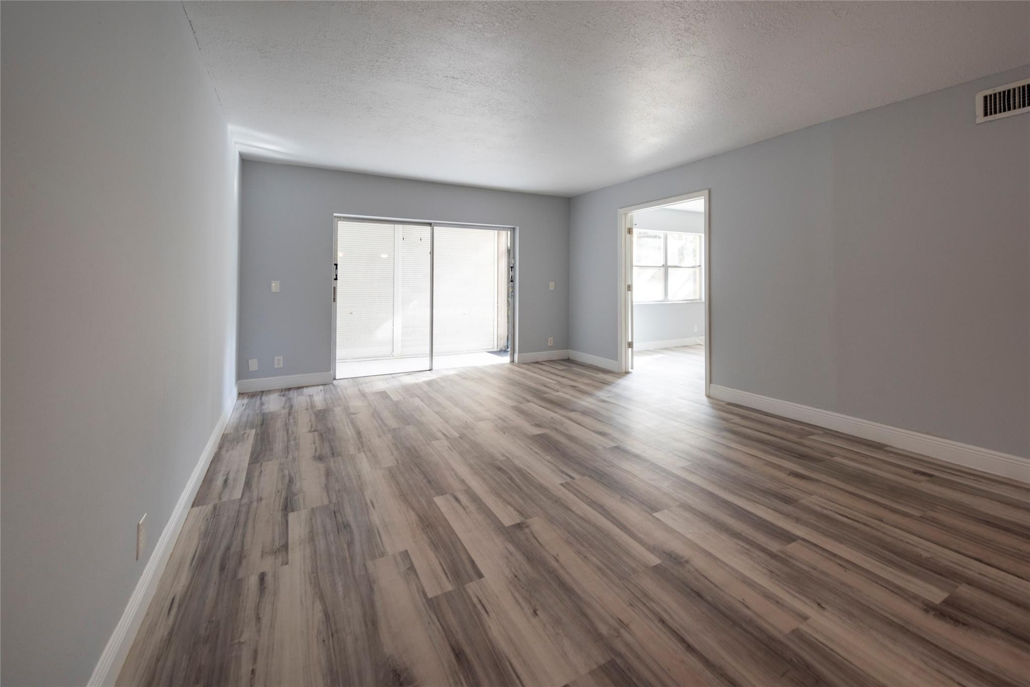 The Inverrary Country Clu - Residential Lease