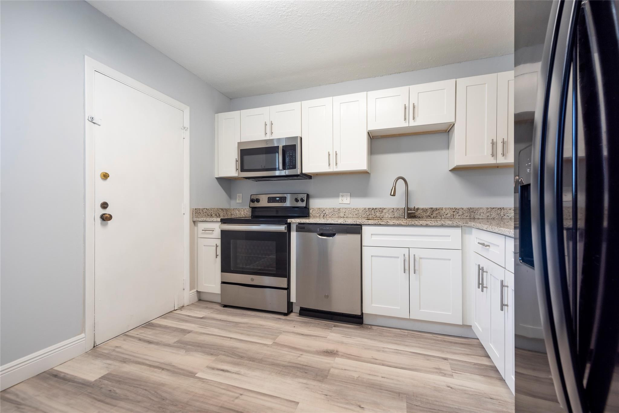 The Inverrary Country Clu - Residential Lease