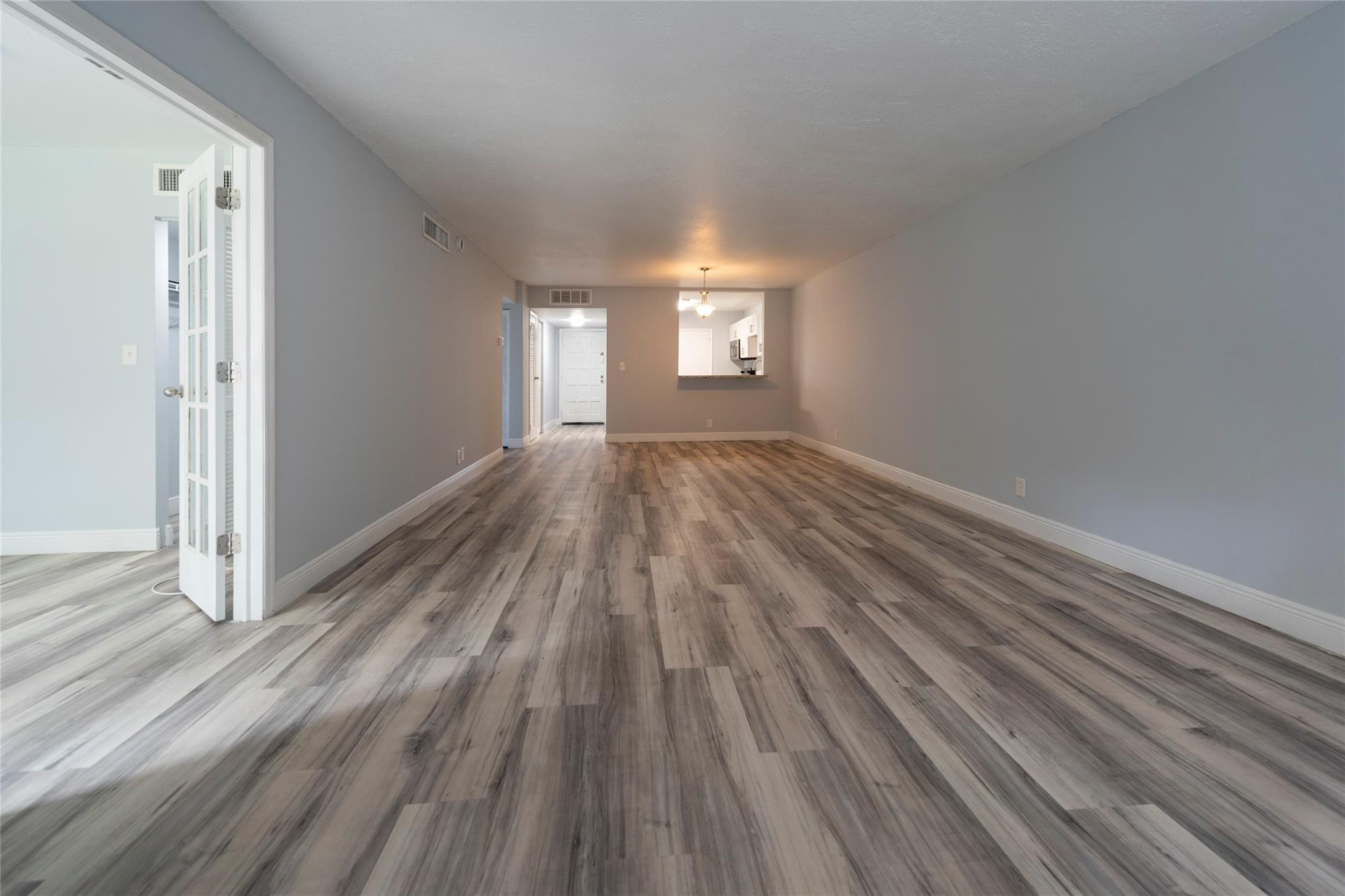 The Inverrary Country Clu - Residential Lease