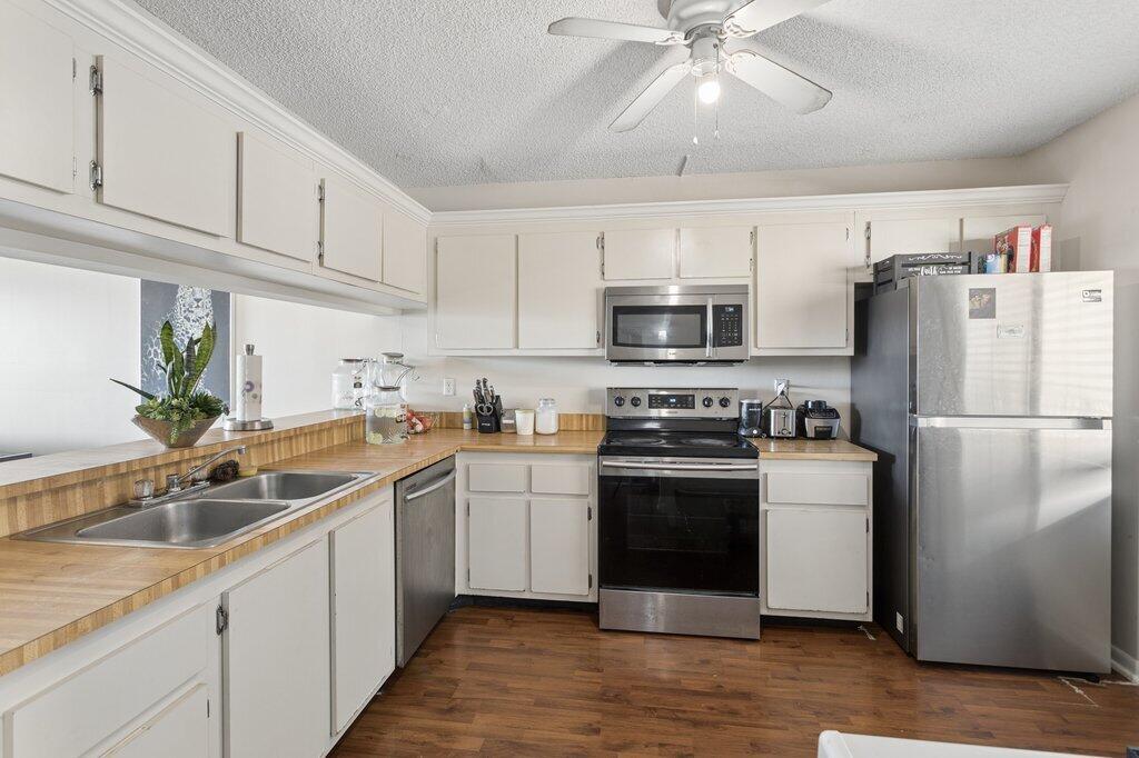 DORADO AT HAMPTONS WEST - Residential