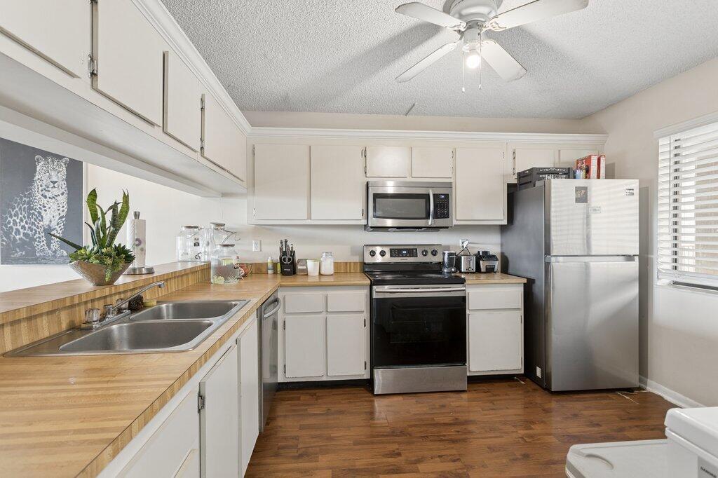 DORADO AT HAMPTONS WEST - Residential