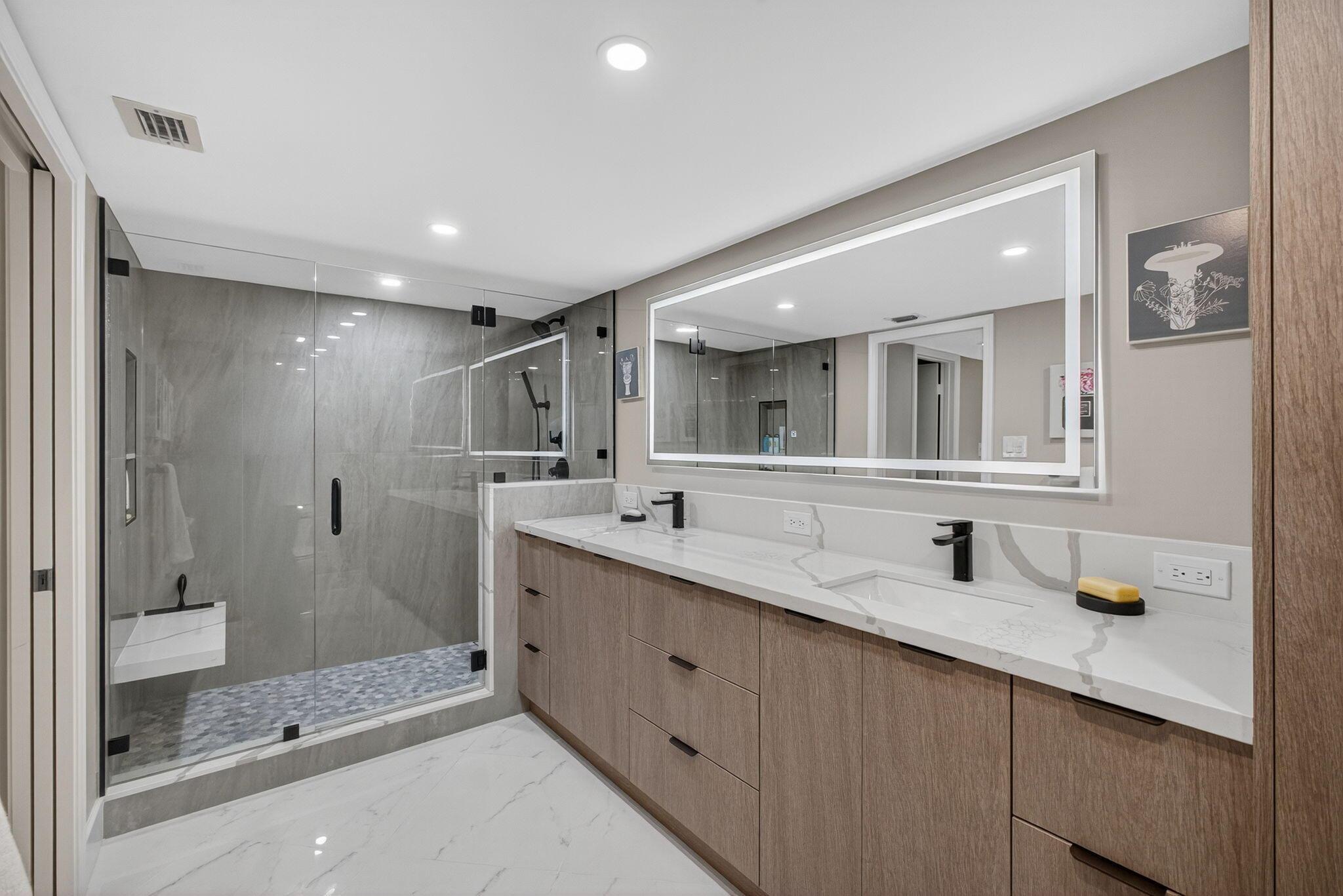 EASTPOINTE CONDO - Residential